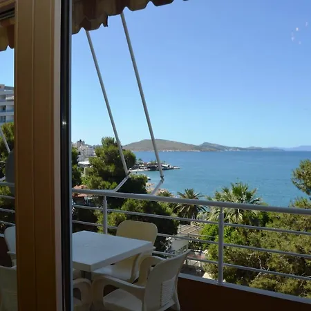 Saint Tropez Appartamento Sarandë