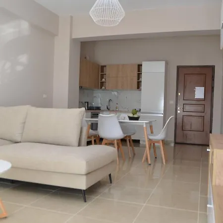 Saint Tropez Apartamento Sarandë