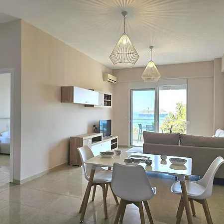 Saint Tropez شقة *