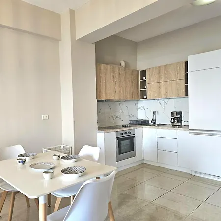 Saint Tropez Apartamento Sarandë